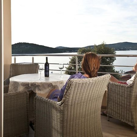 Apartments Villa Laguna With Pool Ražanj الغرفة الصورة