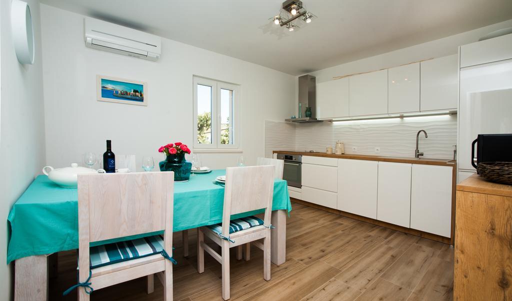 Apartments Villa Laguna With Pool Ražanj الغرفة الصورة