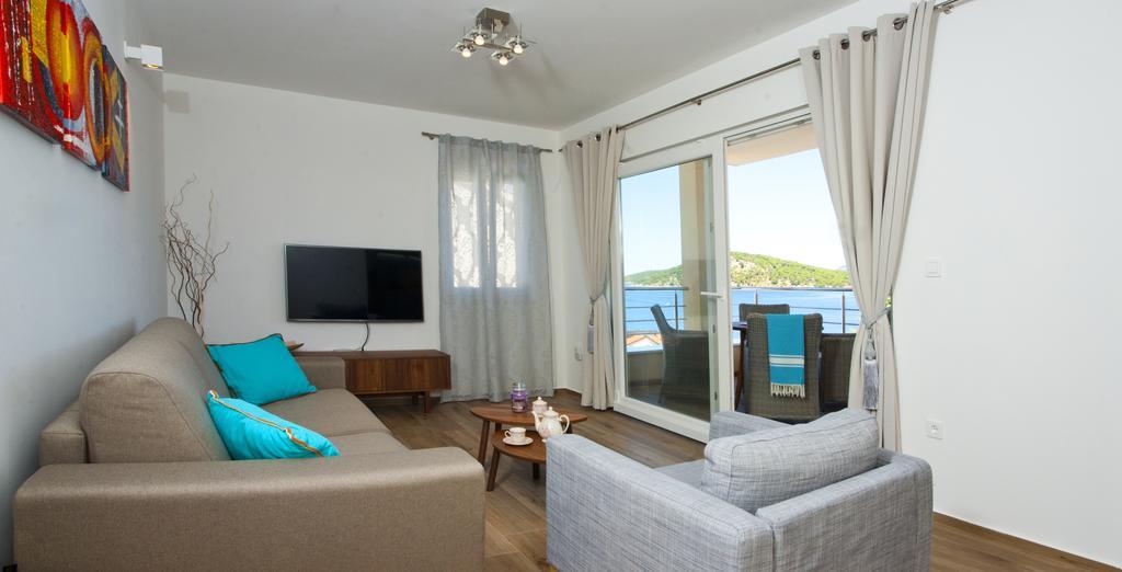 Apartments Villa Laguna With Pool Ražanj الغرفة الصورة