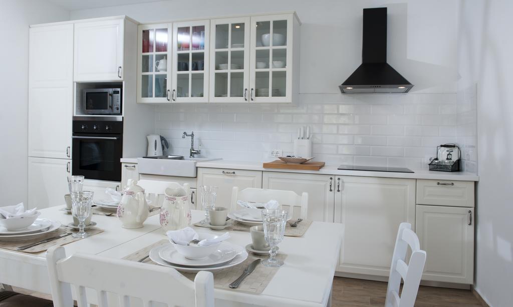 Apartments Villa Laguna With Pool Ražanj الغرفة الصورة