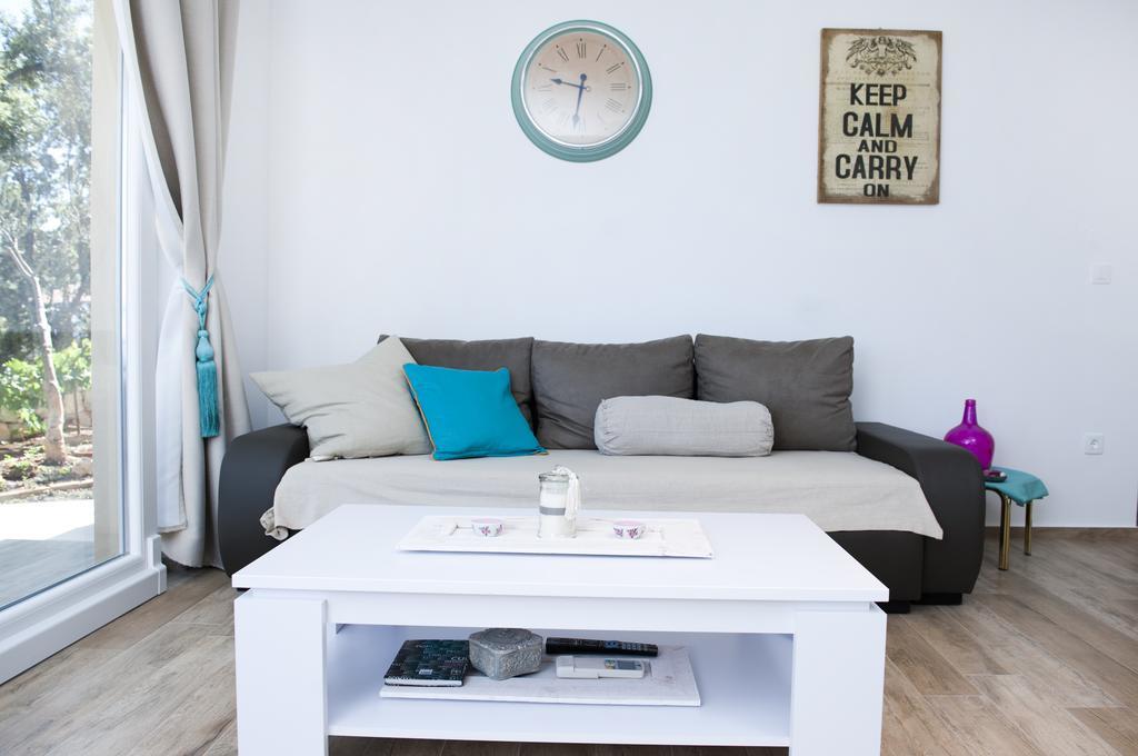 Apartments Villa Laguna With Pool Ražanj الغرفة الصورة